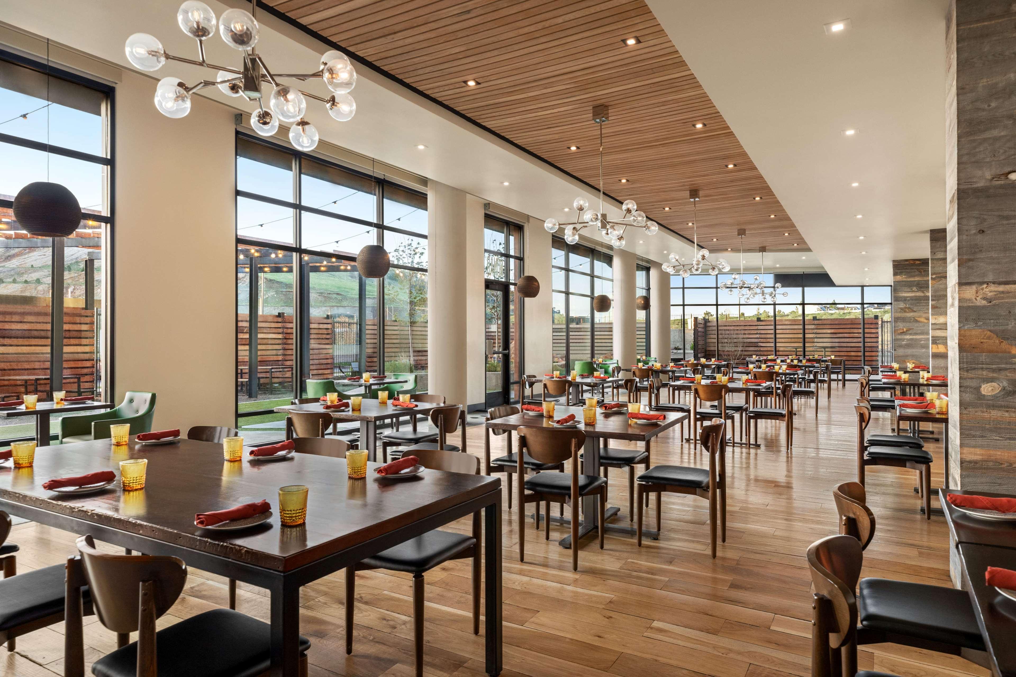 Origin Red Rocks, A Wyndham Hotel Golden Eksteriør billede